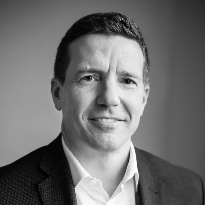 Dr. Jan Stoppel